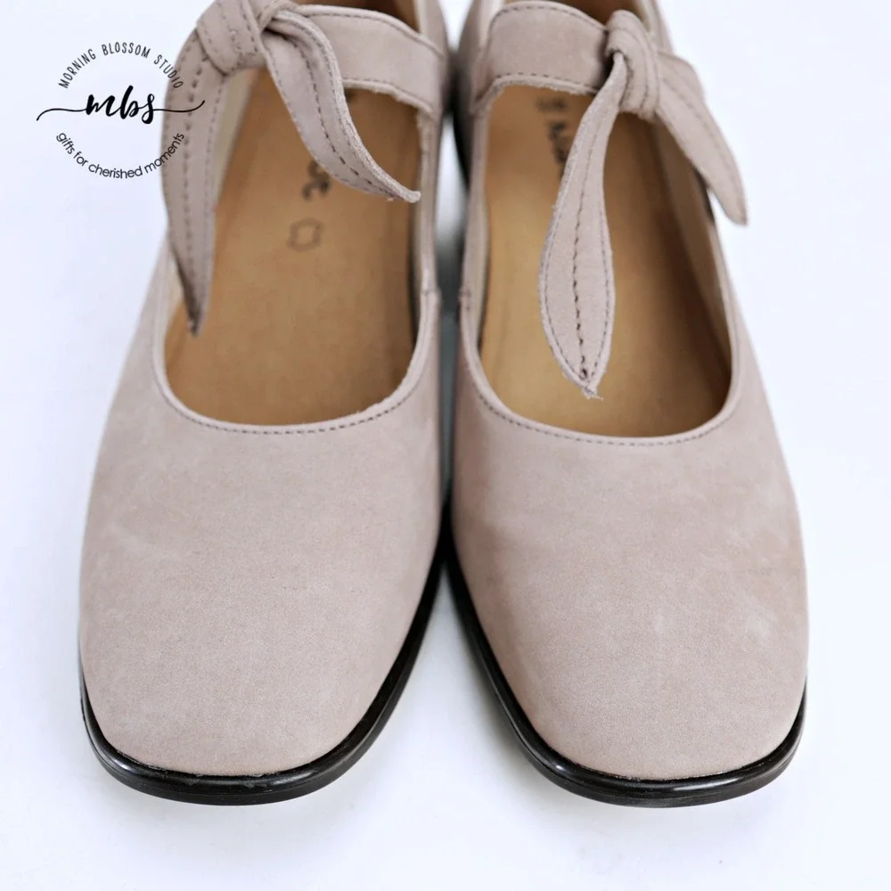 NIB Naot Nobility Mary Jane Crinkle Patent Leather Orthopedic Tan Women‎ 40